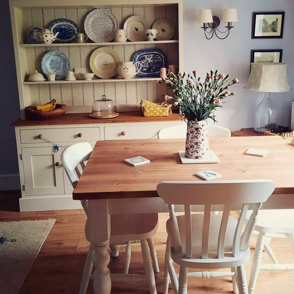 Cottage style dining table and deals chairs